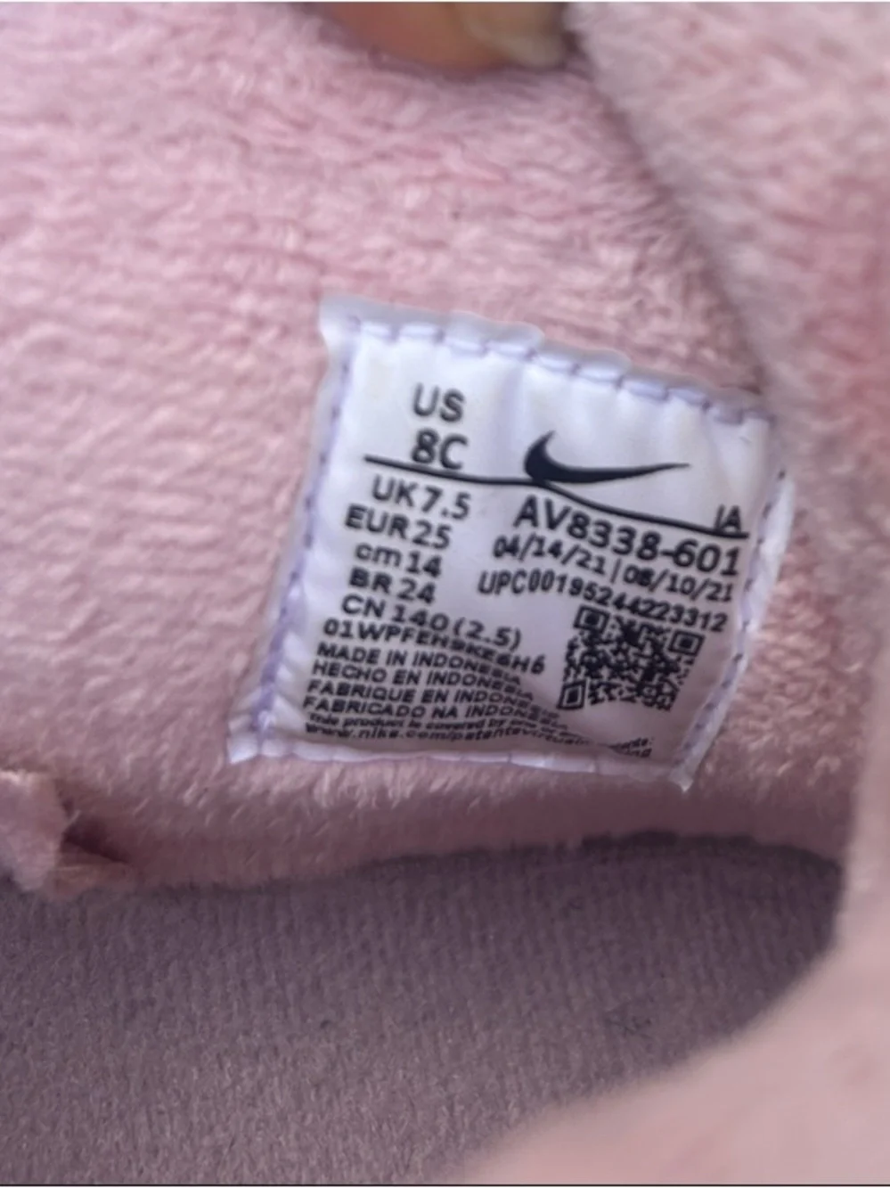 Nike Kids Pink Puffy Winter Boots